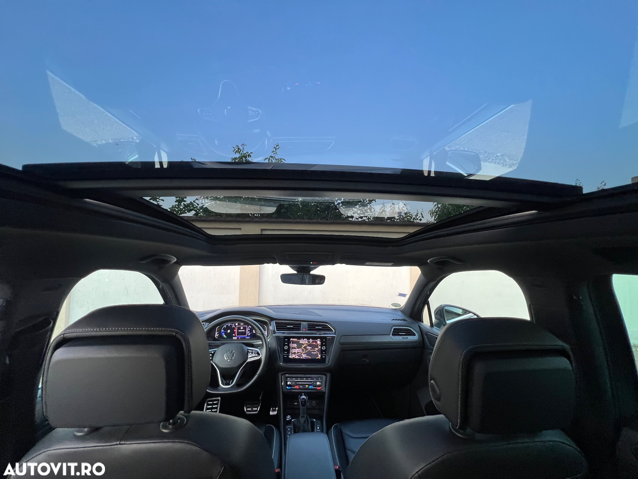 Volkswagen Tiguan - 8