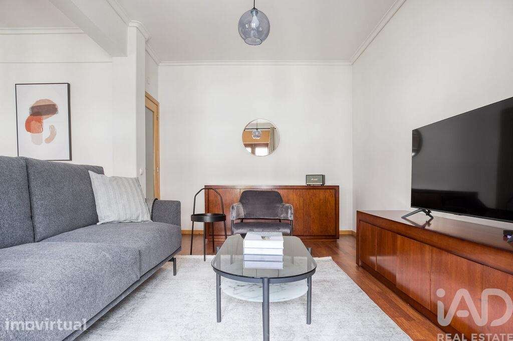 Apartamento T3 em Avenidas Novas de 122 m2 - Grande imagem: 3/23