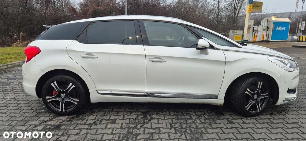 DS Automobiles DS 5 - 6