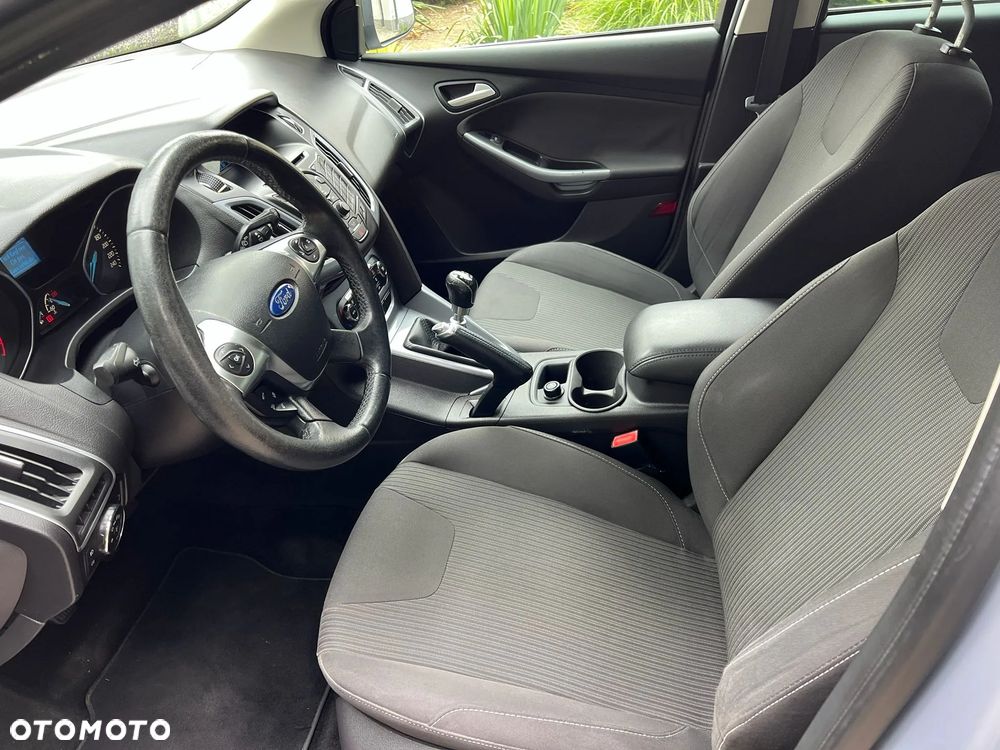 Ford Focus 1.0 EcoBoost Start-Stopp-System TREND - 12
