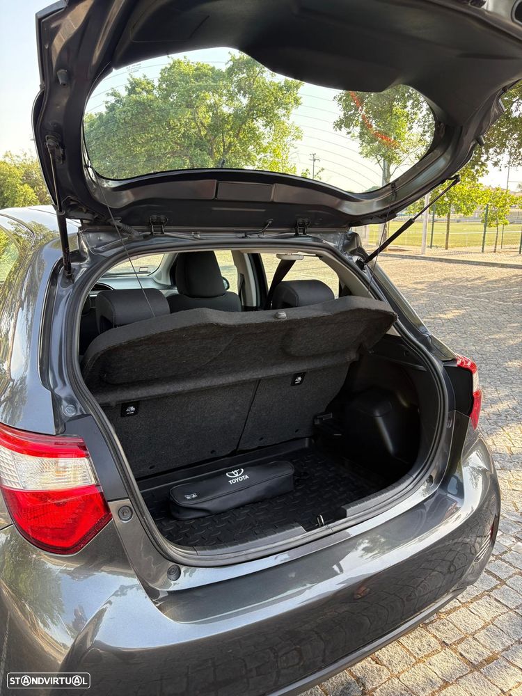 Toyota Yaris 1.0 VVT-i ACtive+AC - 4