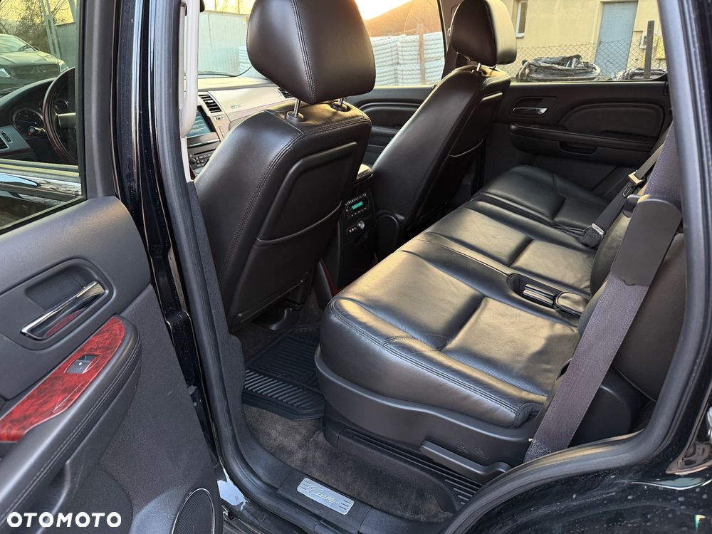 Cadillac Escalade 6.0 V8 Platinum - 27