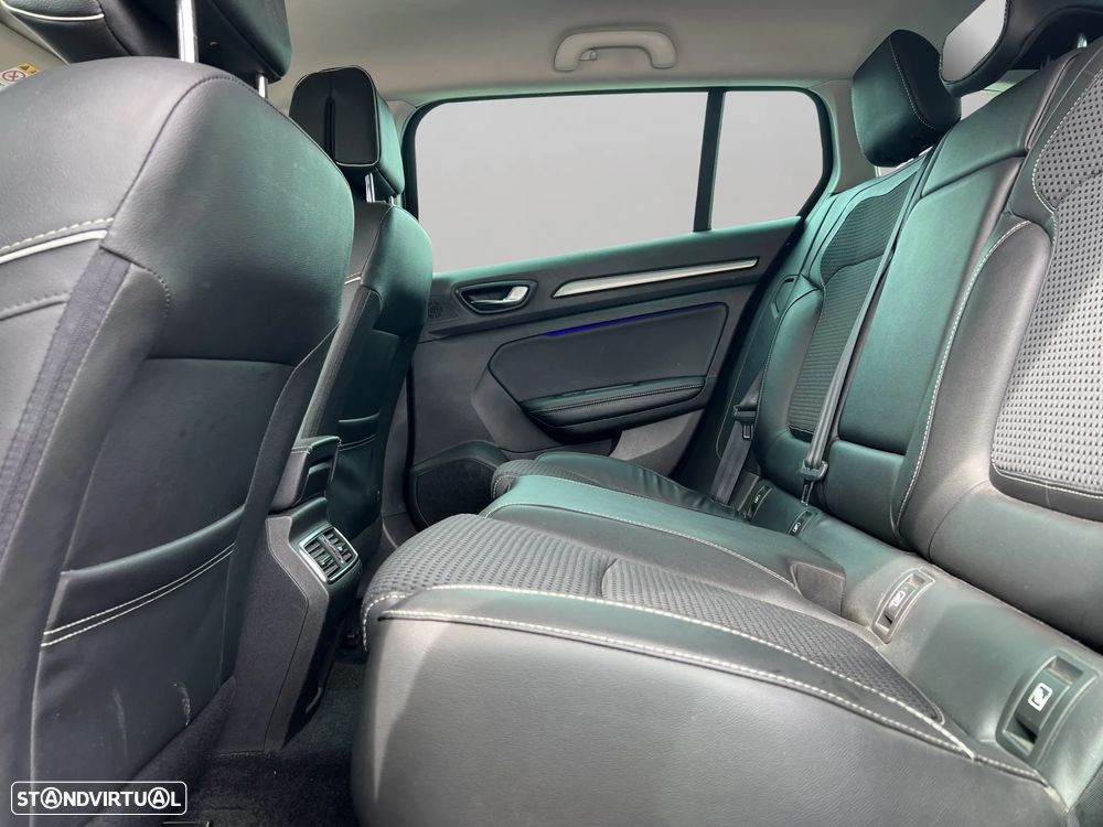 Renault Mégane Sport Tourer 1.5 Blue dCi Bose Edition EDC - 12