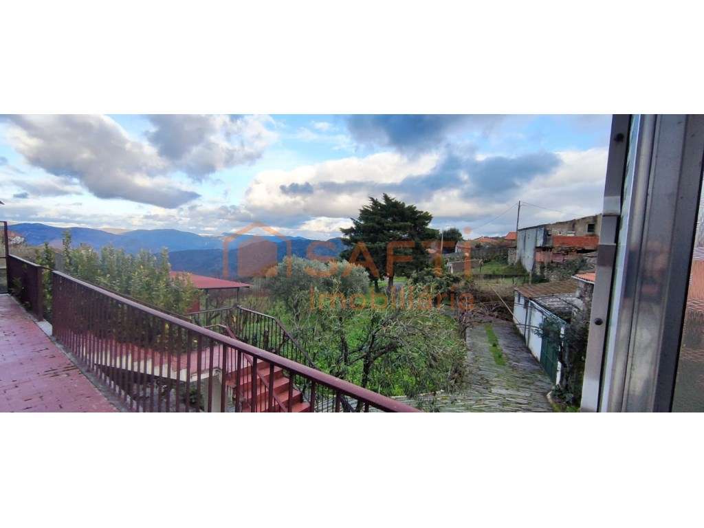 Moradia T3+1 com Terreno - Grande imagem: 2/22