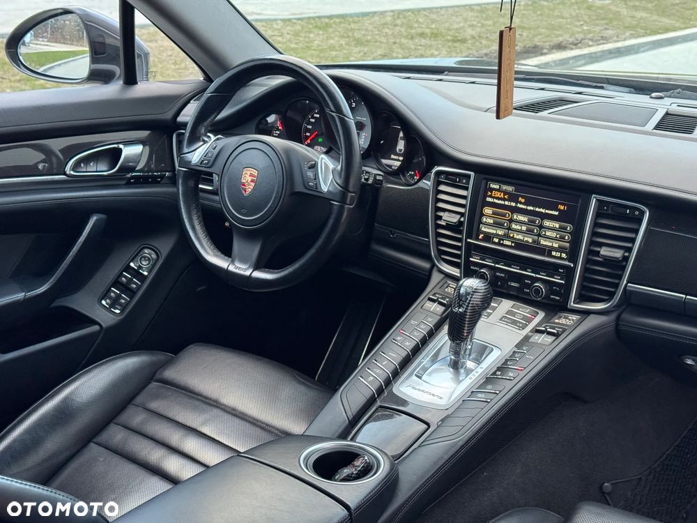Porsche Panamera 4S PDK - 15
