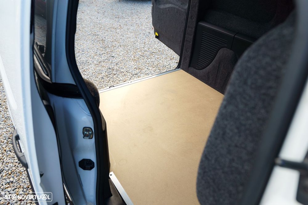 Citroën Berlingo 1.6 BlueHDi Feel - 19