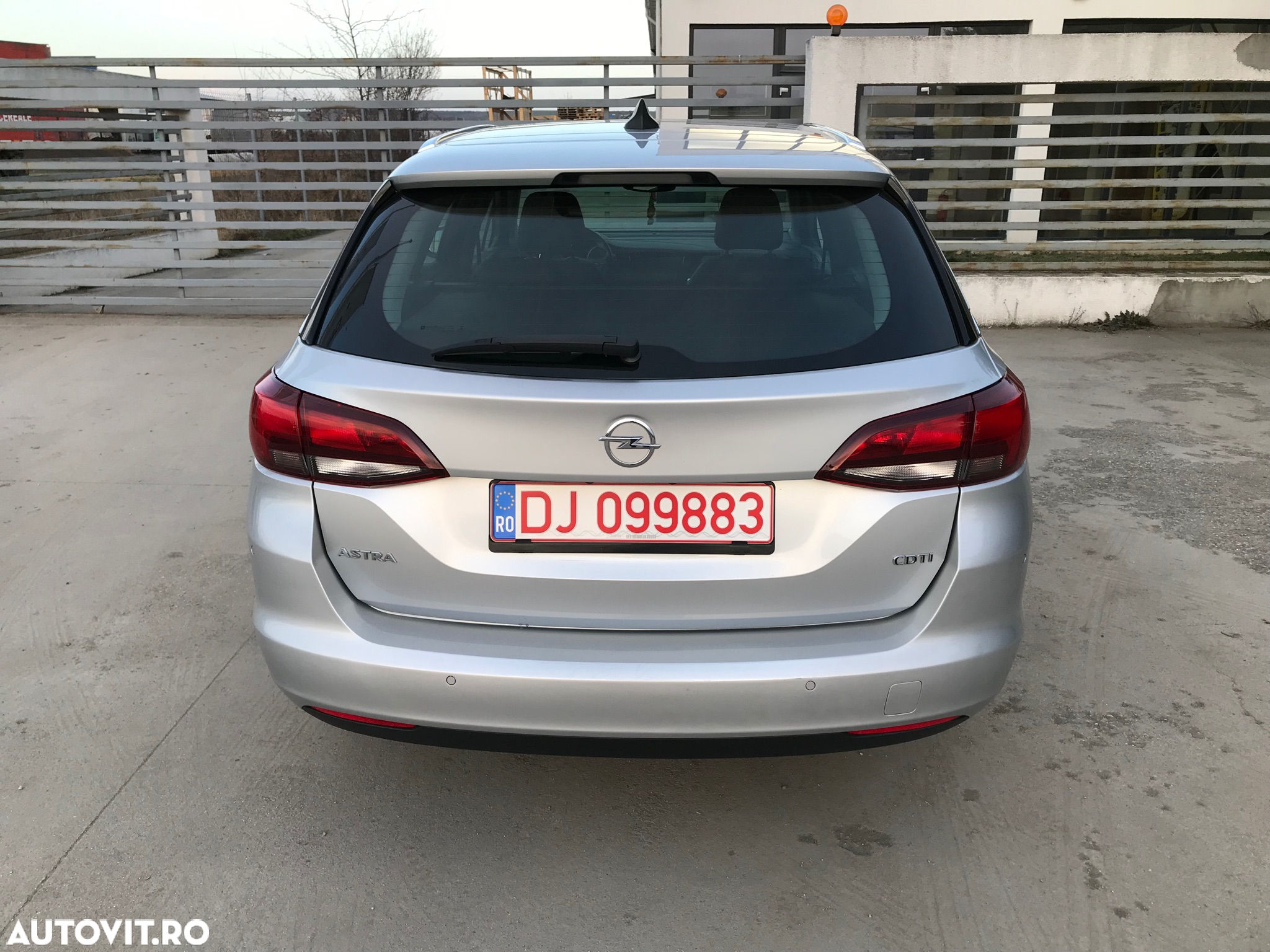 Opel Astra 1.6 D Start/Stop Automatik Sports Tourer Edition - 9