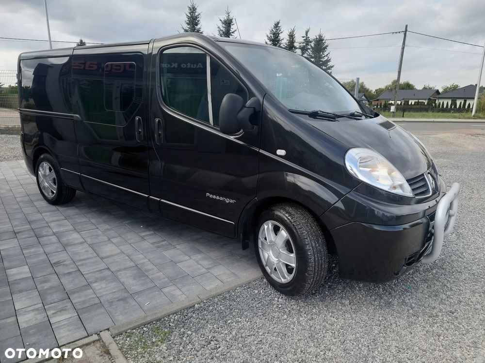 Renault Trafic FAP Grand Passenger Black Edition - 4