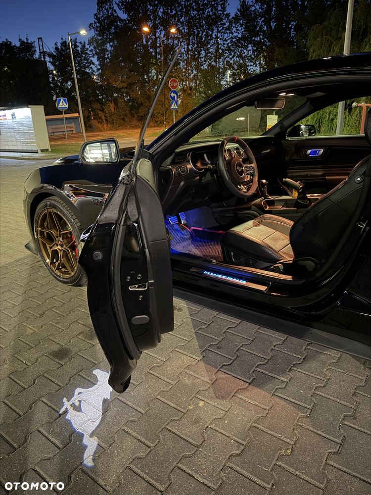 Ford Mustang - 3