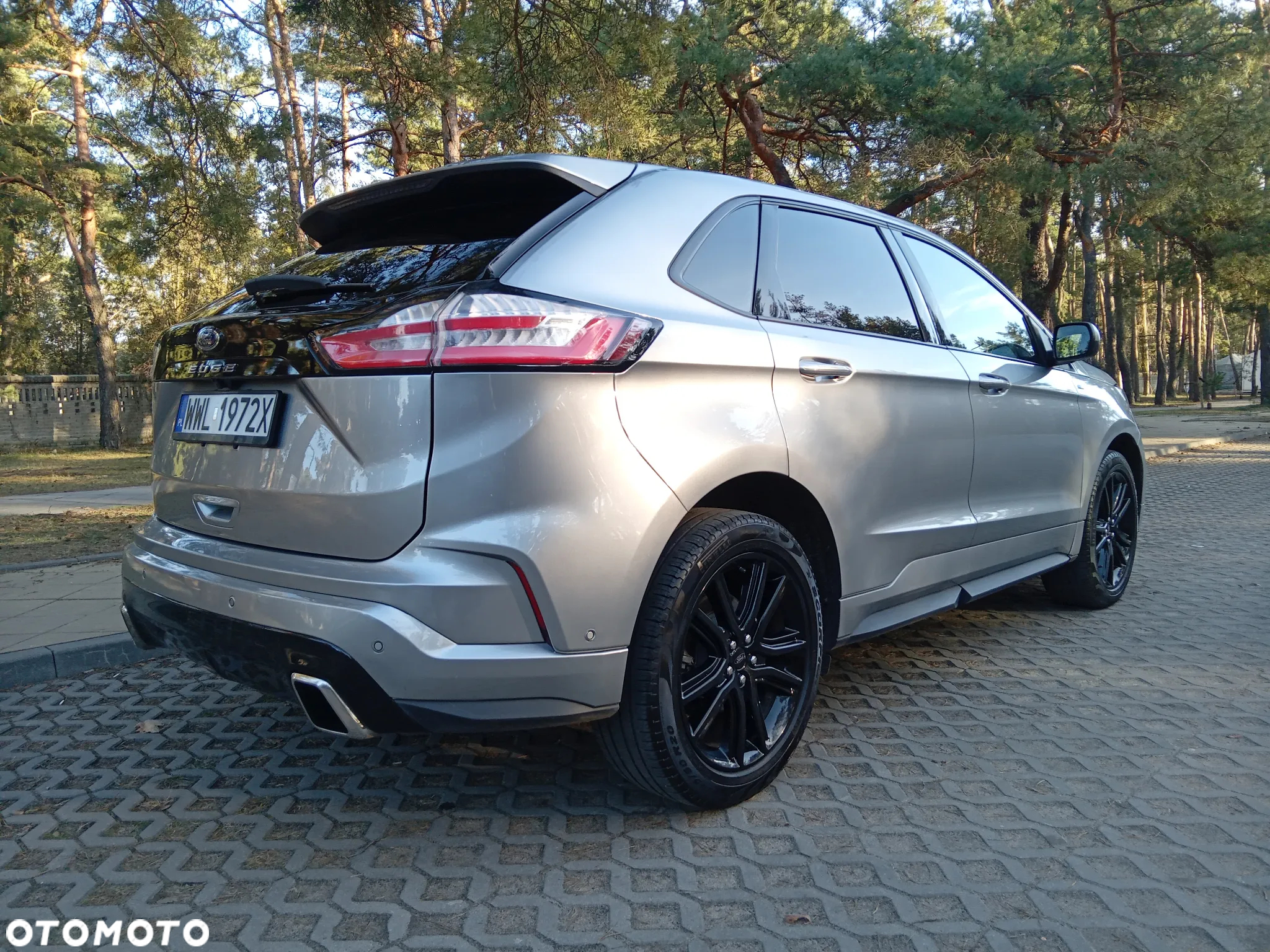 Ford Edge - 8