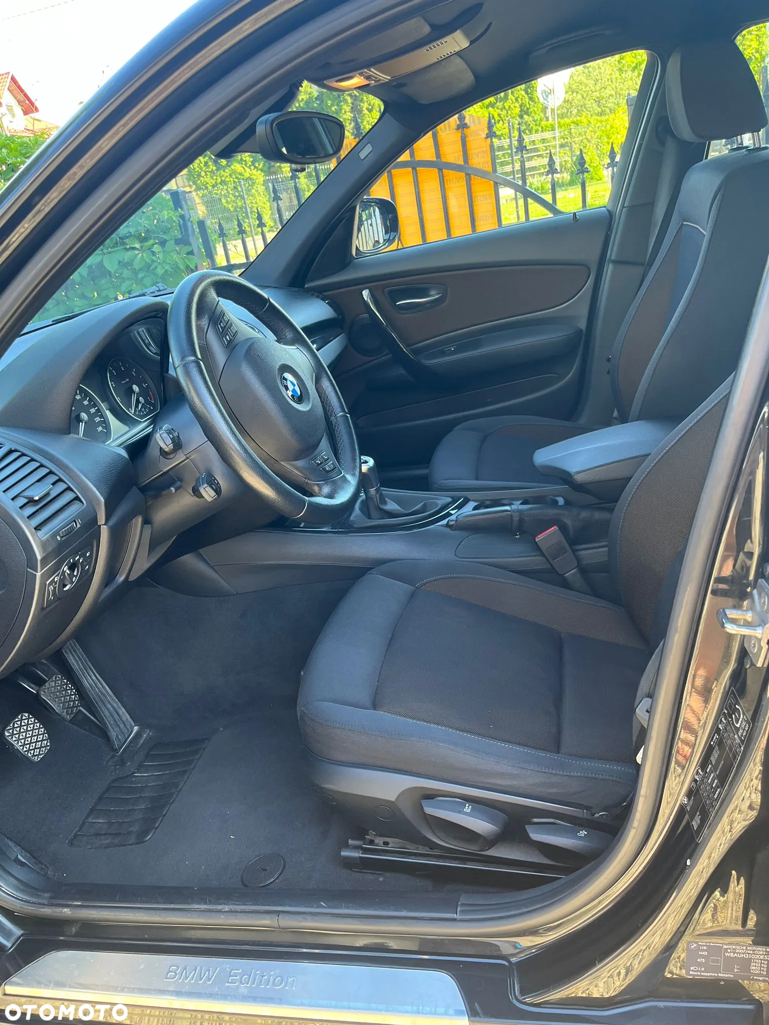 BMW Seria 1 116i - 15