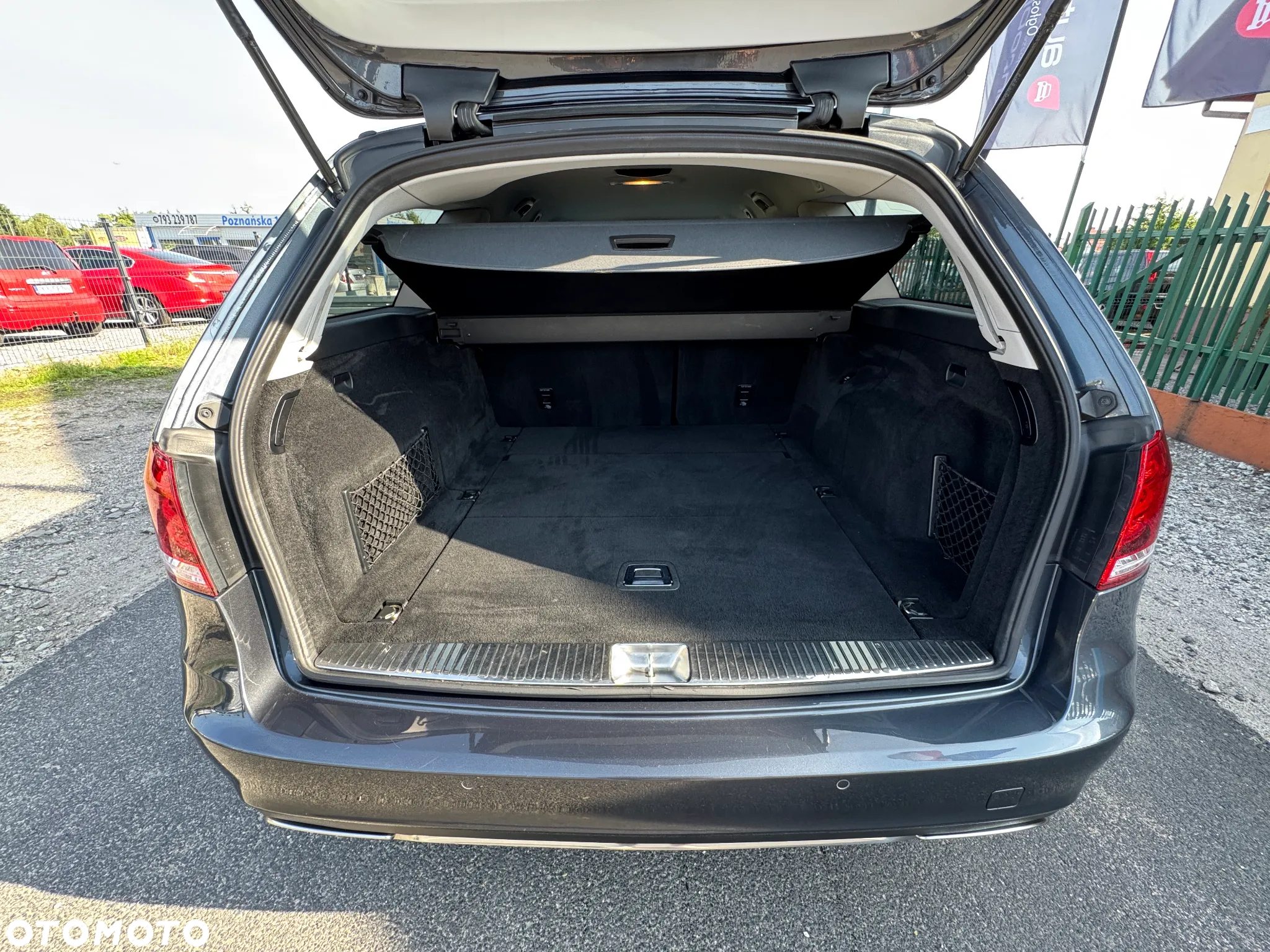 Mercedes-Benz Klasa E 350 BlueTEC 4-Matic Avantgarde - 17