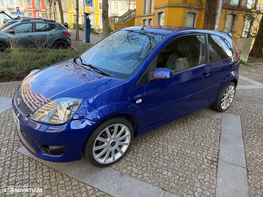 Ford Fiesta 2.0 ST - 19