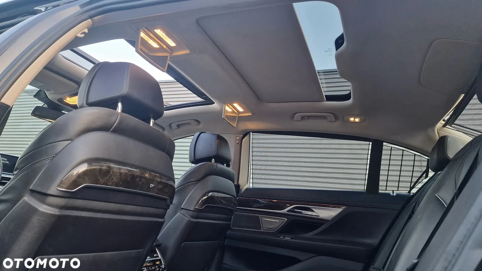 BMW Seria 7 750Li xDrive - 26