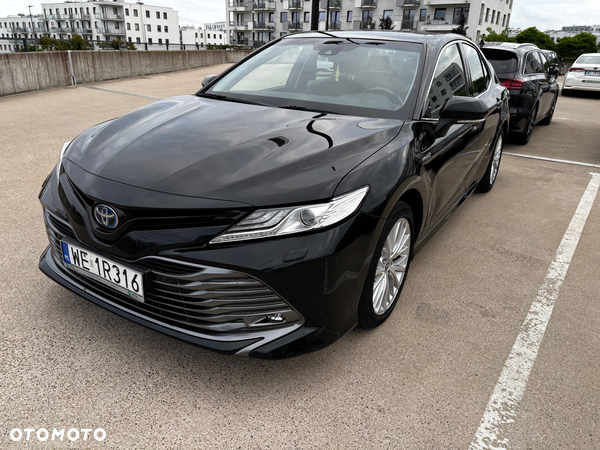 Toyota Camry 2.5 Hybrid Executive CVT
