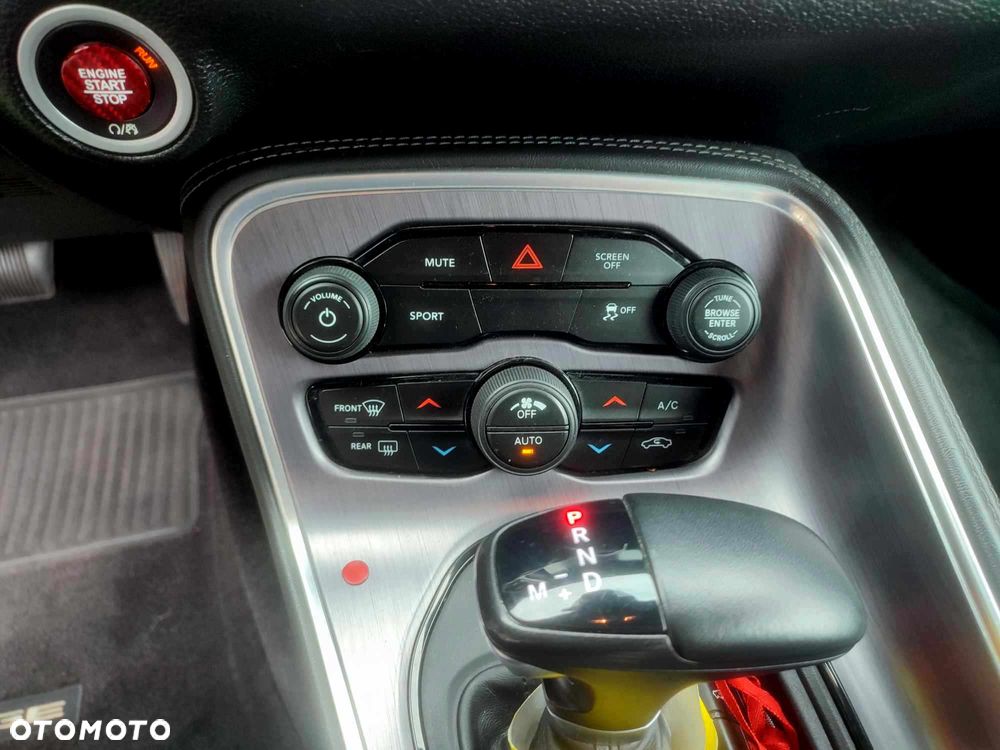 Dodge Challenger Automatik R/T Plus Classic - 26