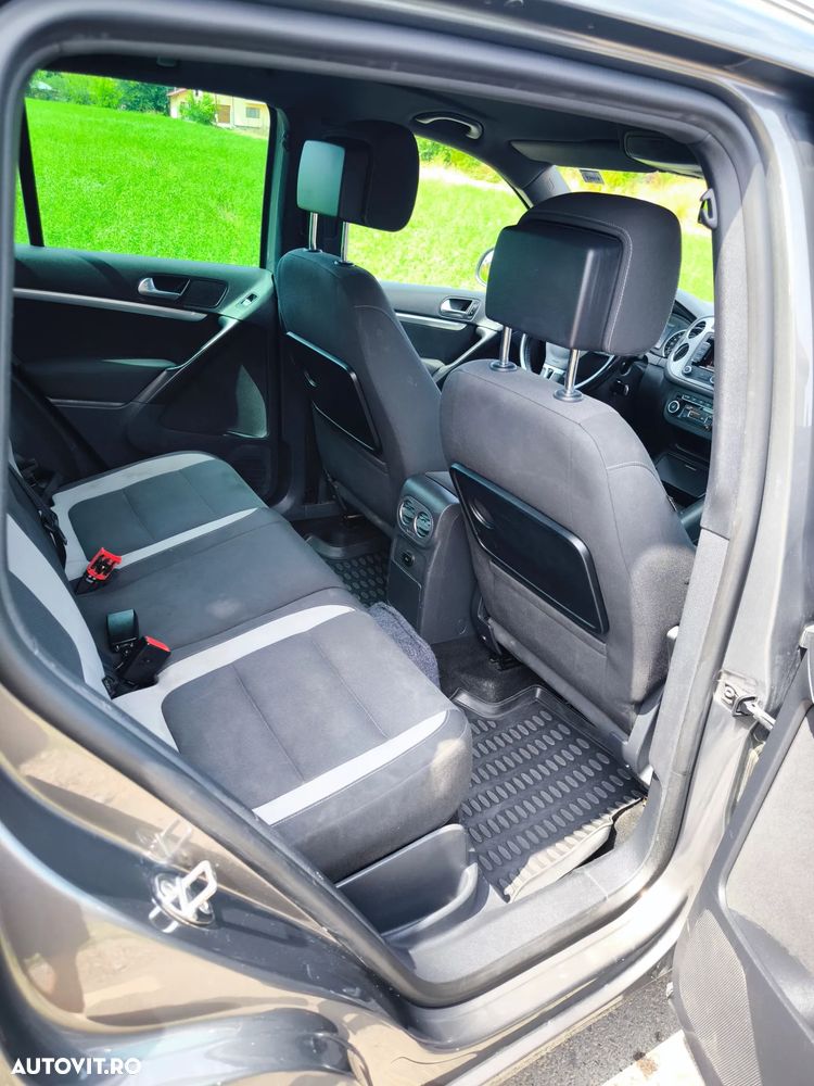 Volkswagen Tiguan 2.0 TDI 4Motion DSG Sport & Style - 8