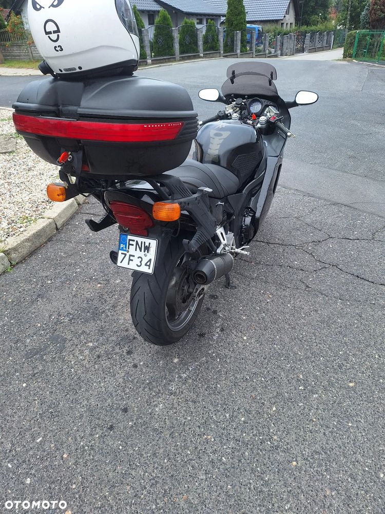Honda CBR - 6