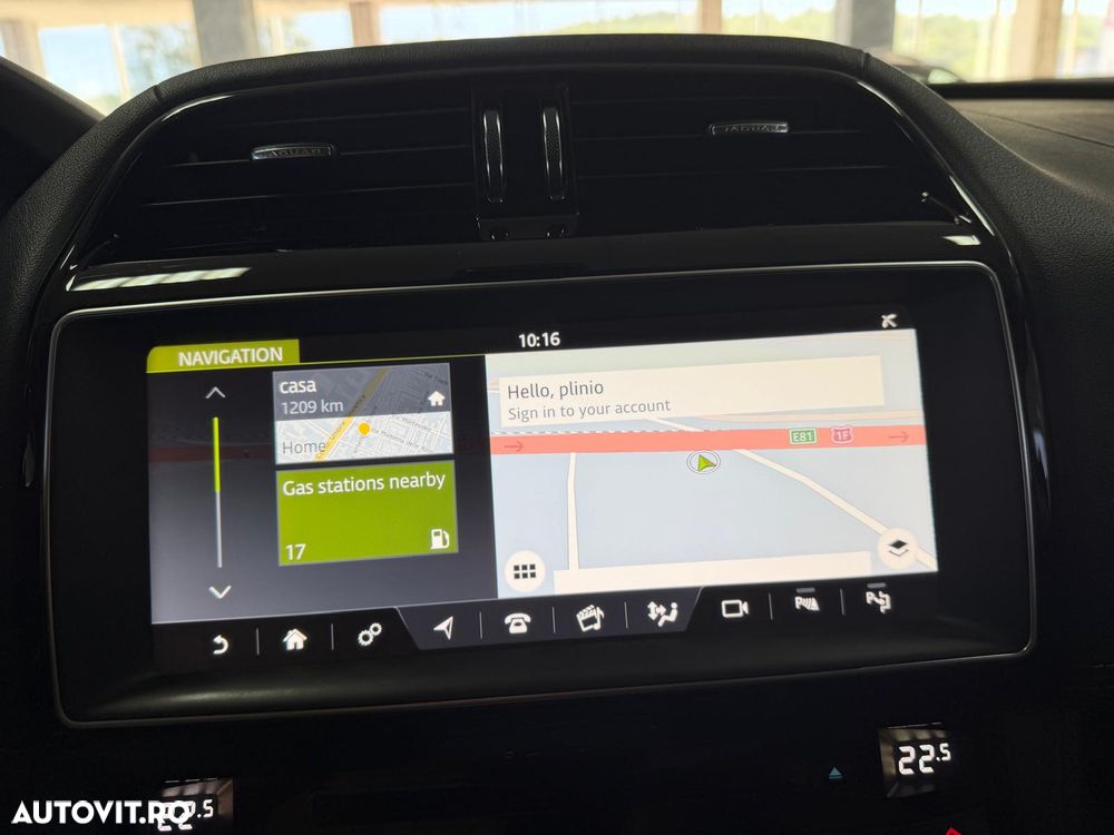 Jaguar F-Pace 30d AWD R-Sport - 25