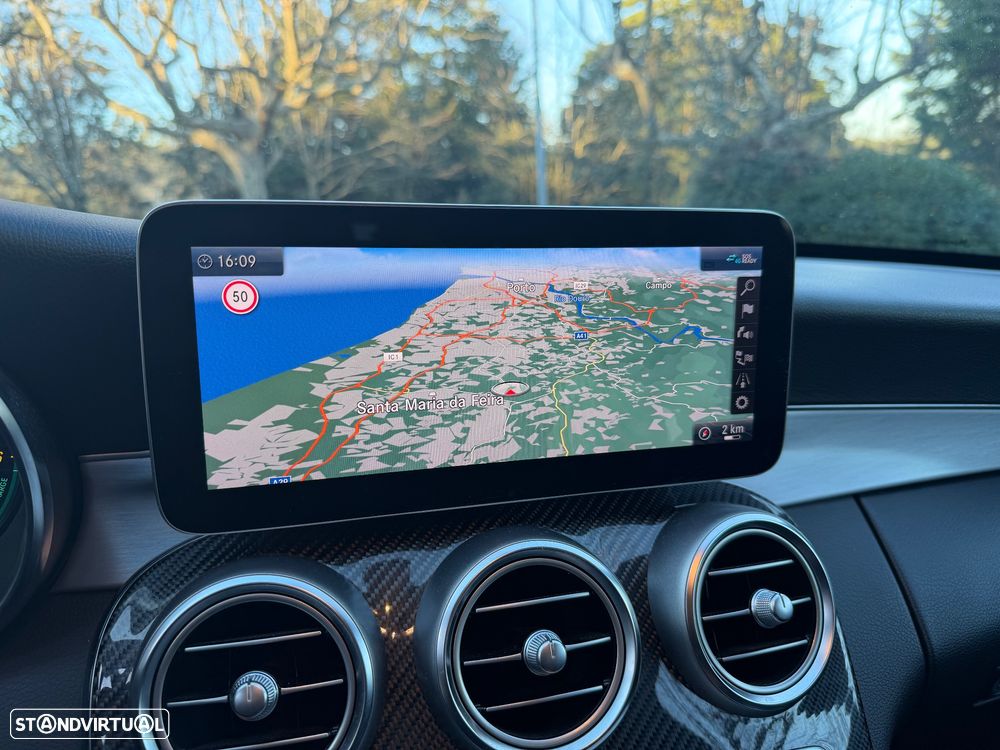 Mercedes-Benz C 300 BlueTEC Hybrid AMG Line - 31