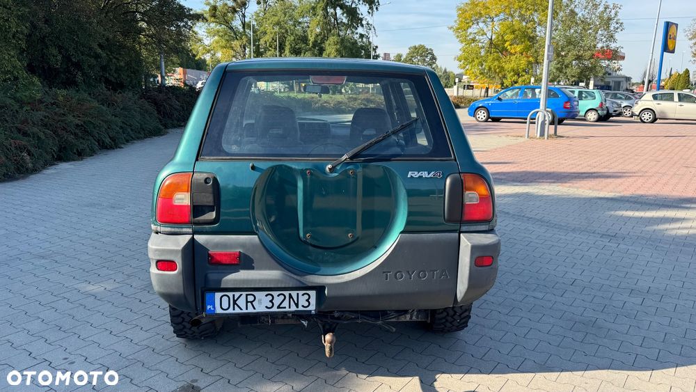 Toyota Rav4 1997 photo 3