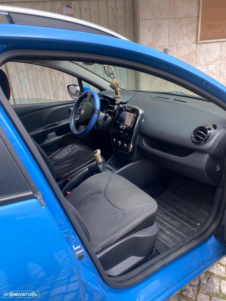 Renault Clio Sport Tourer 0.9 TCE - 10