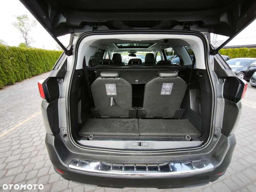 Peugeot 5008 - 19