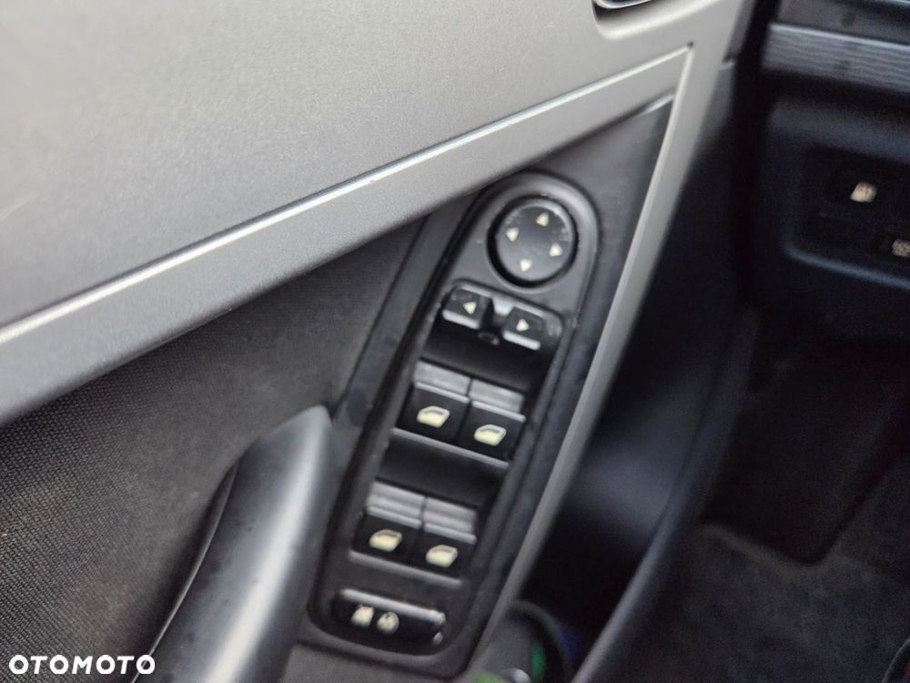 Citroën C4 Picasso 1.6 e-HDi FAP EGS6 Tendance - 20