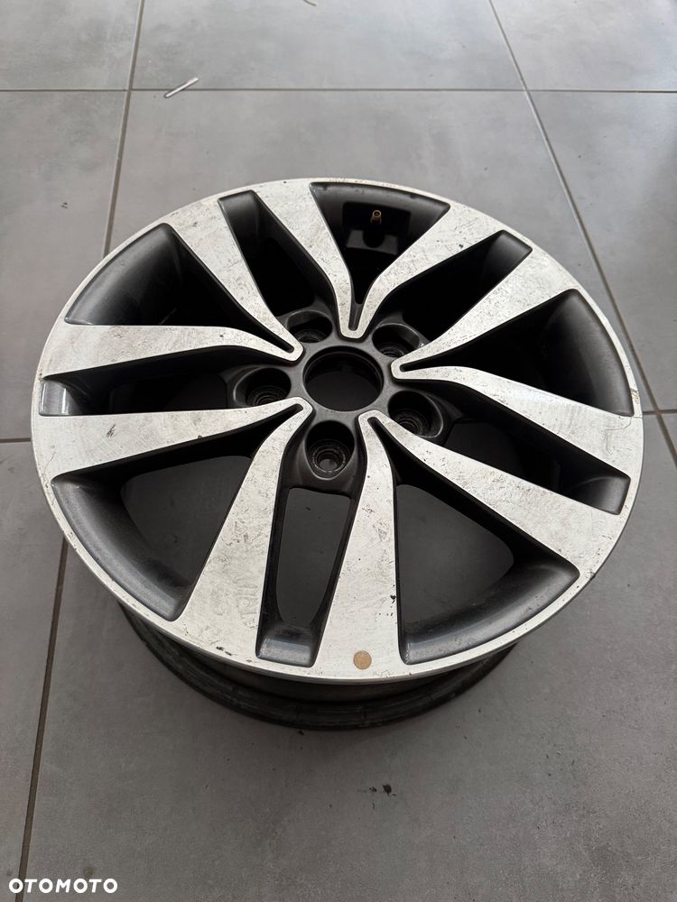 Hyundai i30 felga aluminiowa 2017 - 1