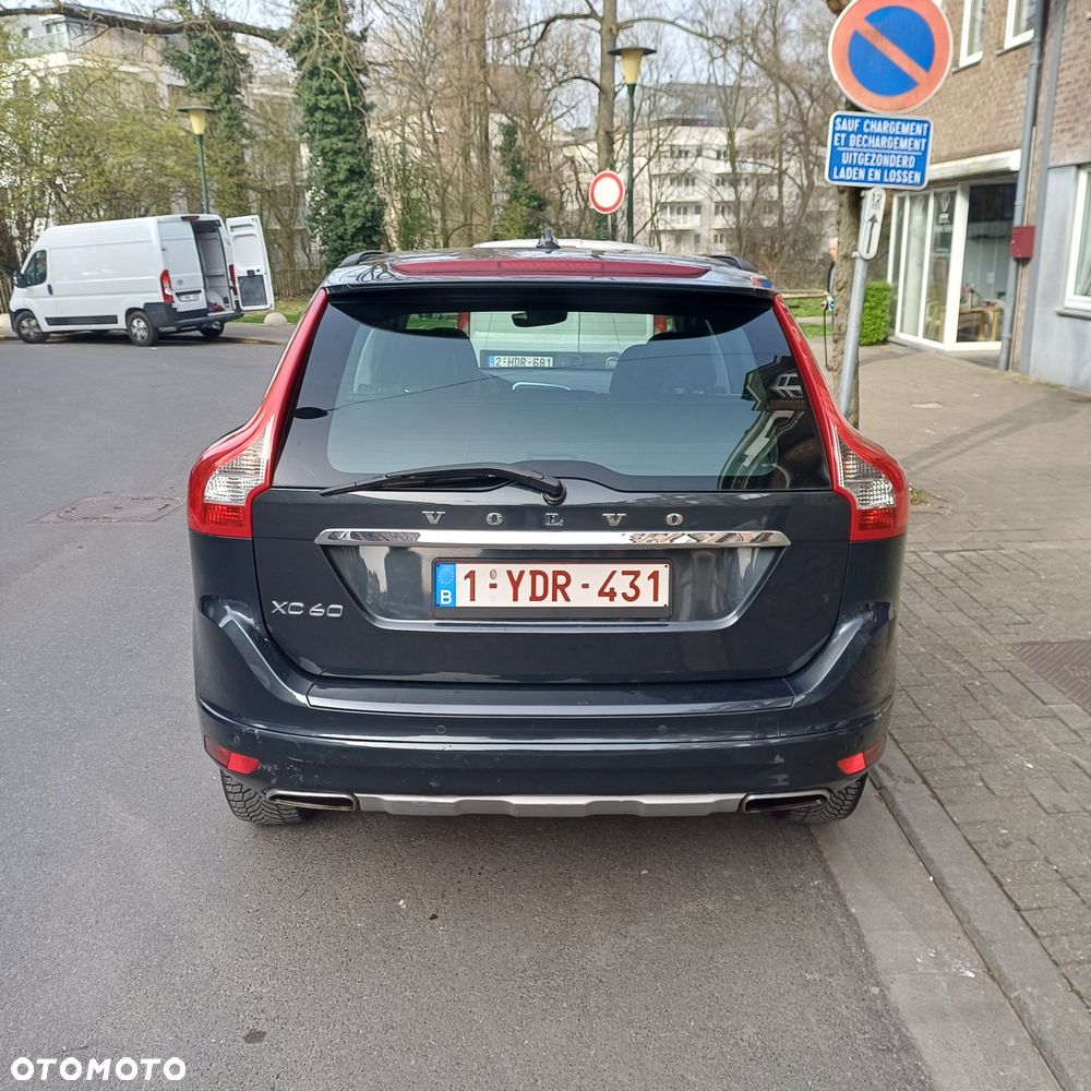 Volvo XC 60 D4 Geartronic Momentum - 9