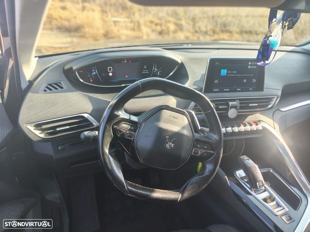 Peugeot 5008 BlueHDI 120 EAT6 Allure - 3