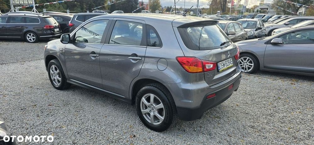 Mitsubishi ASX - 12