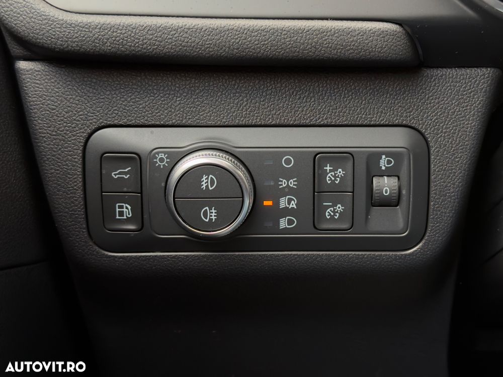 Ford Kuga 2.5 Duratec PHEV Titanium X - 24