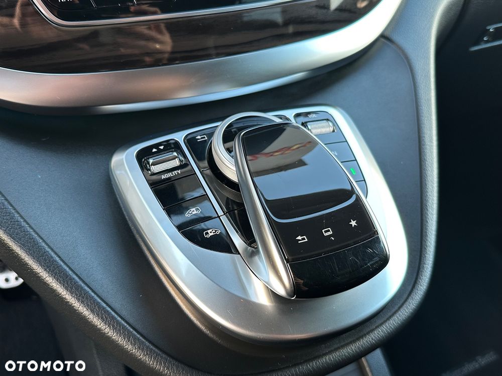 Mercedes-Benz Klasa V 250 (BlueTEC) d Avantgarde 7G-Tronic - 30