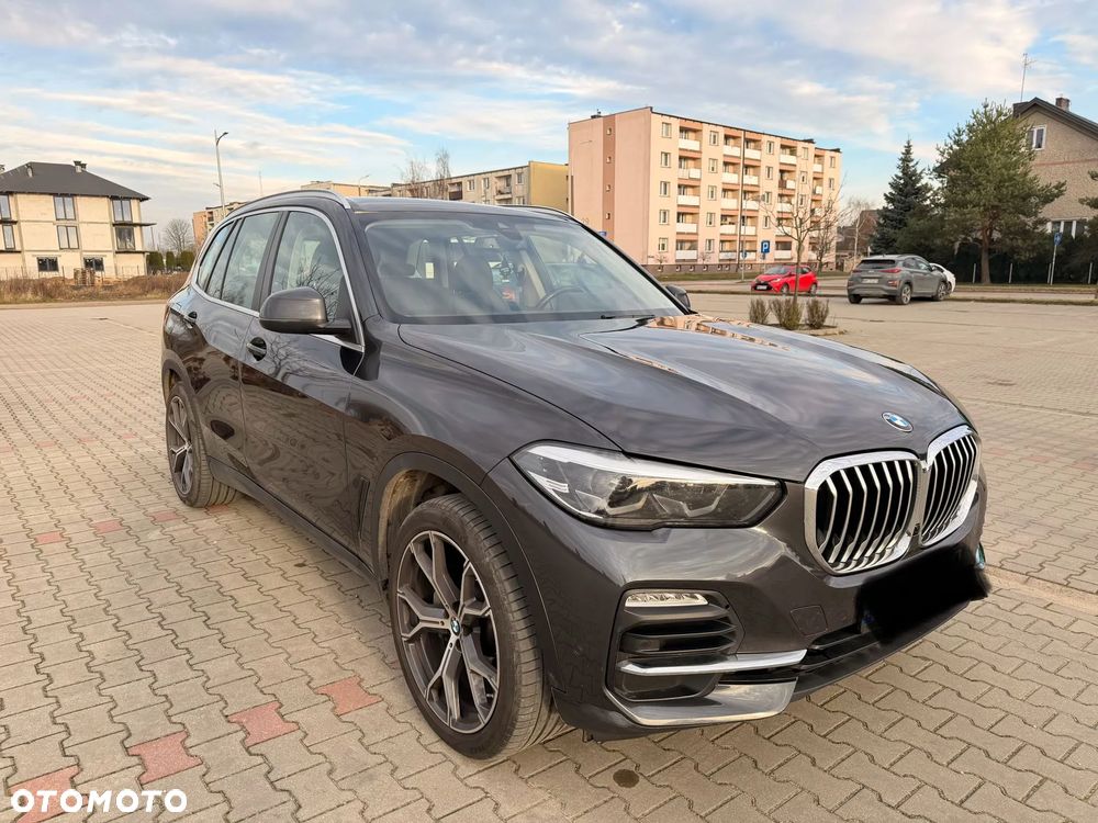 BMW X5 xDrive25d Sport-Aut - 2