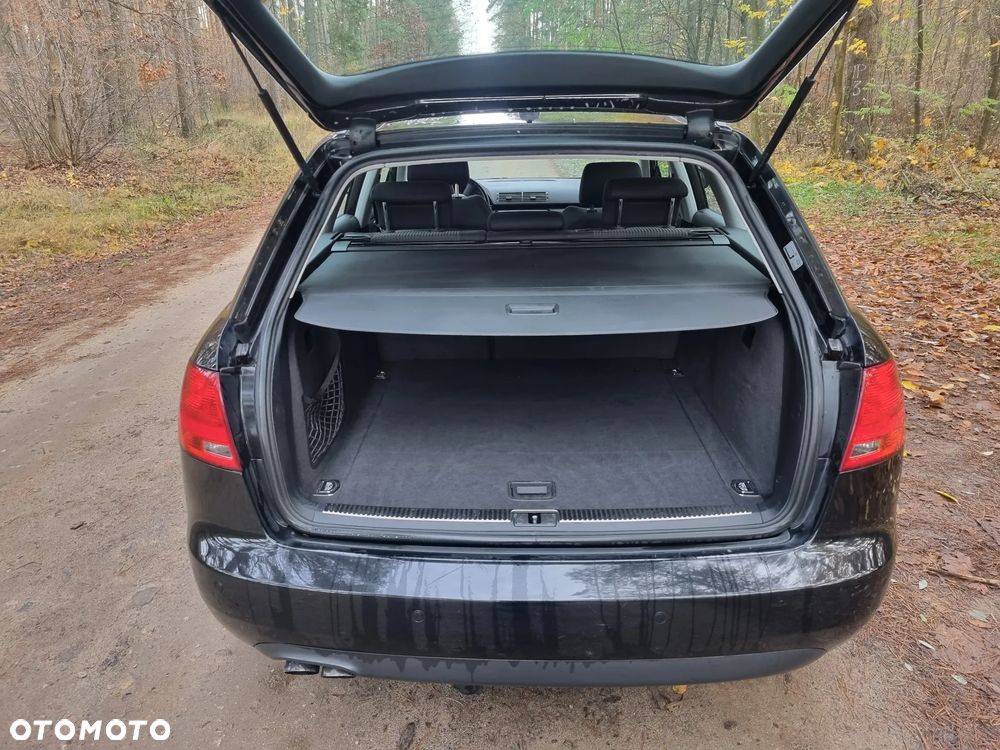 Audi A4 Avant 2.0 TDI Multitronic - 27