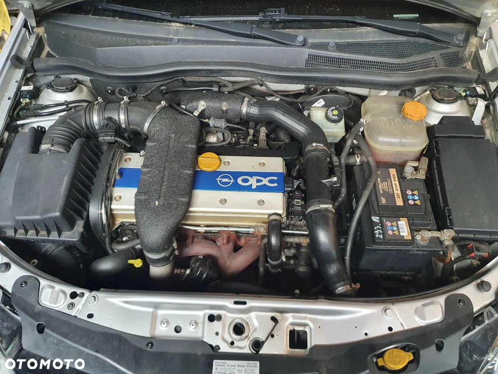 Opel Astra OPC - 30