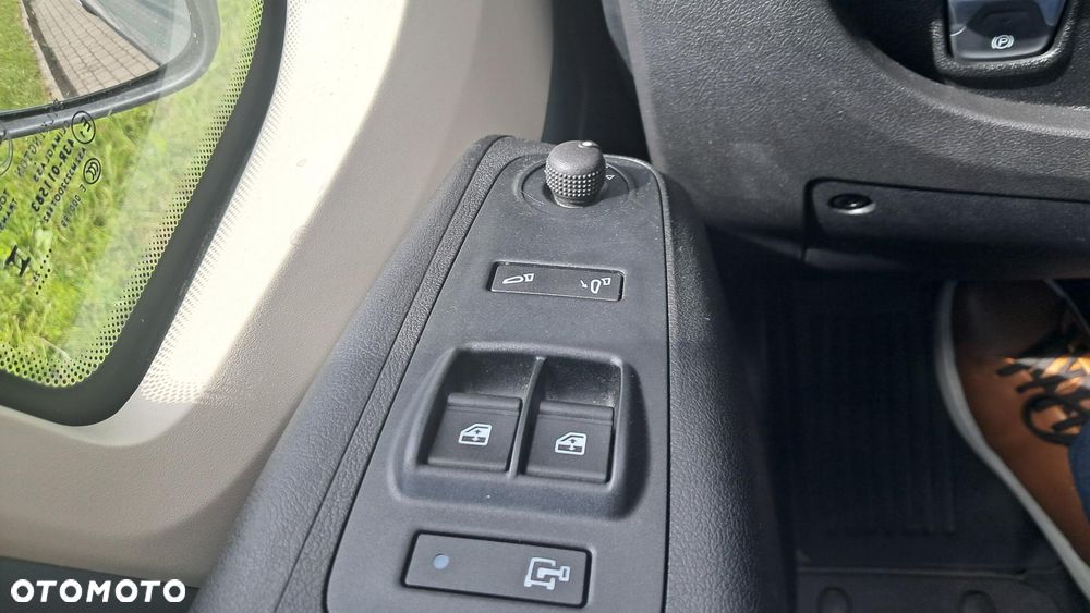 Toyota Proace MAX - 27