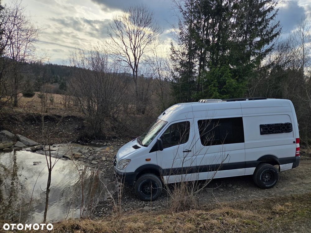 Mercedes-Benz Sprinter - 21