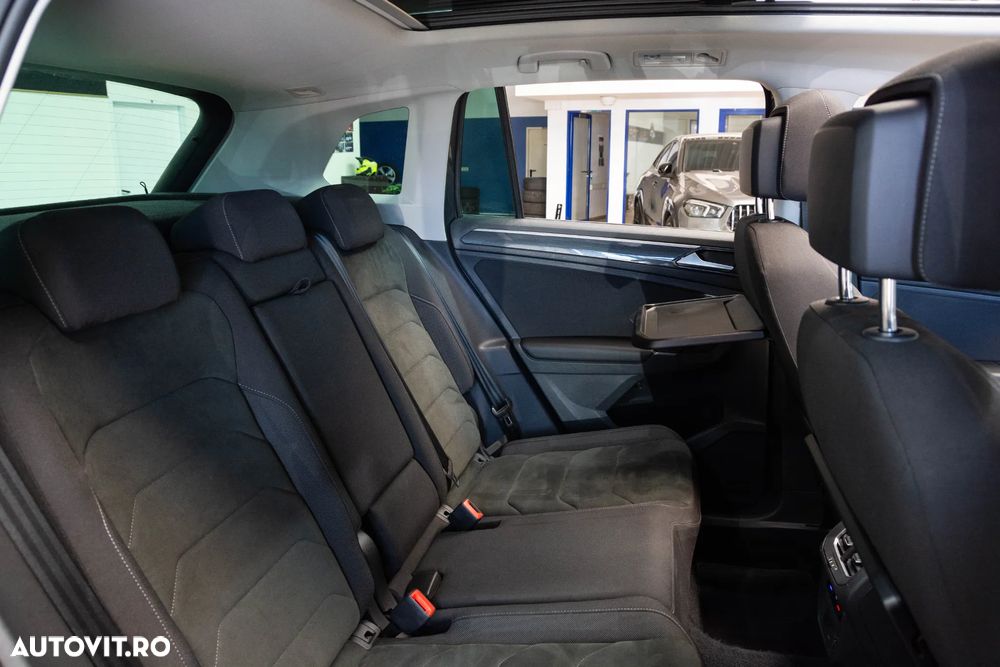 Volkswagen Tiguan 2.0 TDI 4Motion DSG BMT Sport & Style - 31