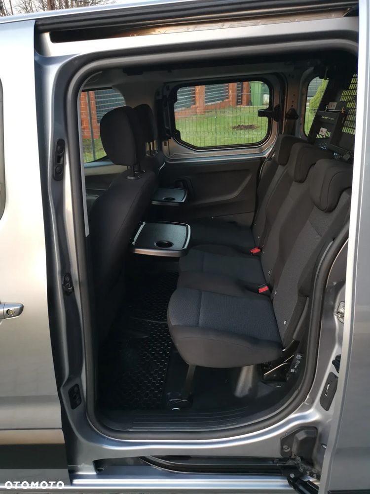 Opel Combo XL 1.5 CDTI Essentia S&S - 15