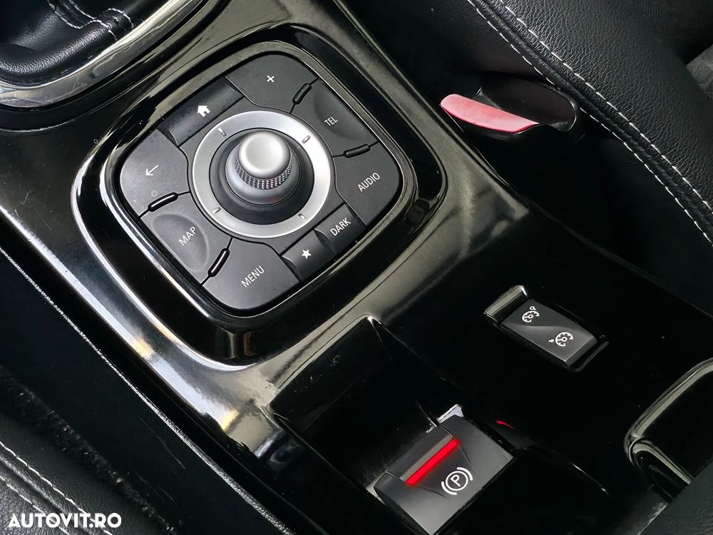Renault Megane ENERGY dCi 110 Start & Stopp Bose Edition - 28
