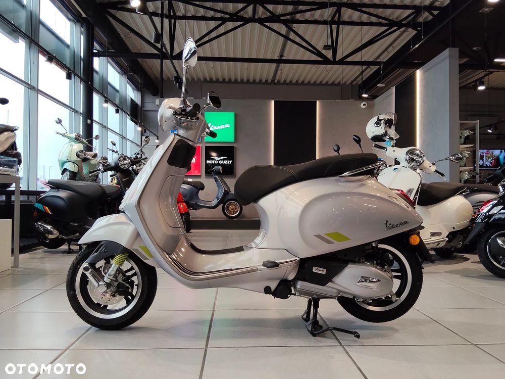 Vespa Primavera - 7