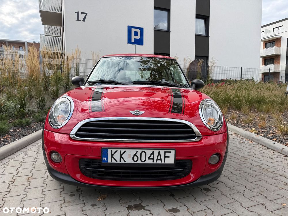 Mini One 2013 photo 2