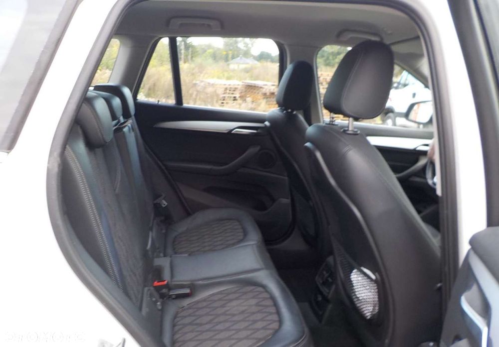BMW X1 - 21