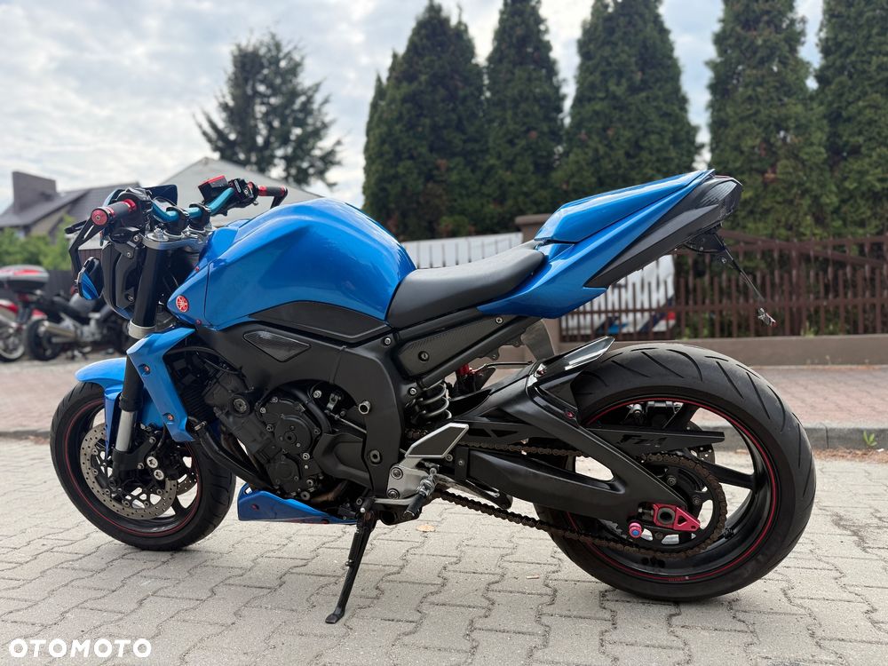 Yamaha FZ - 16