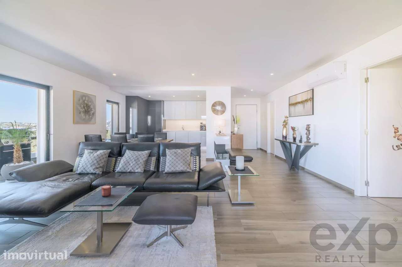 Penthouse Exclusiva com Vistas Panorâmicas sobre a Marina, Rio e Ferra - Grande imagem: 5/31