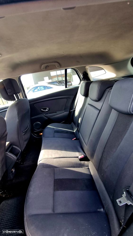 Renault Mégane Sport Tourer 1.5 dCi Dynamique - 8