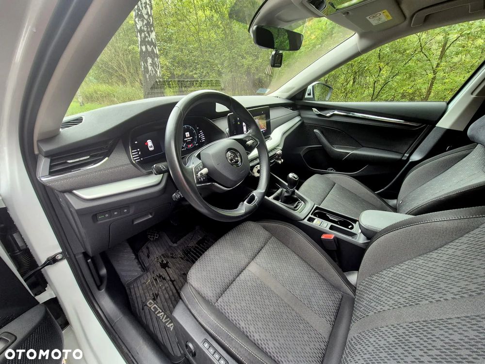 Skoda Octavia 1.5 TSI ACT Style - 5
