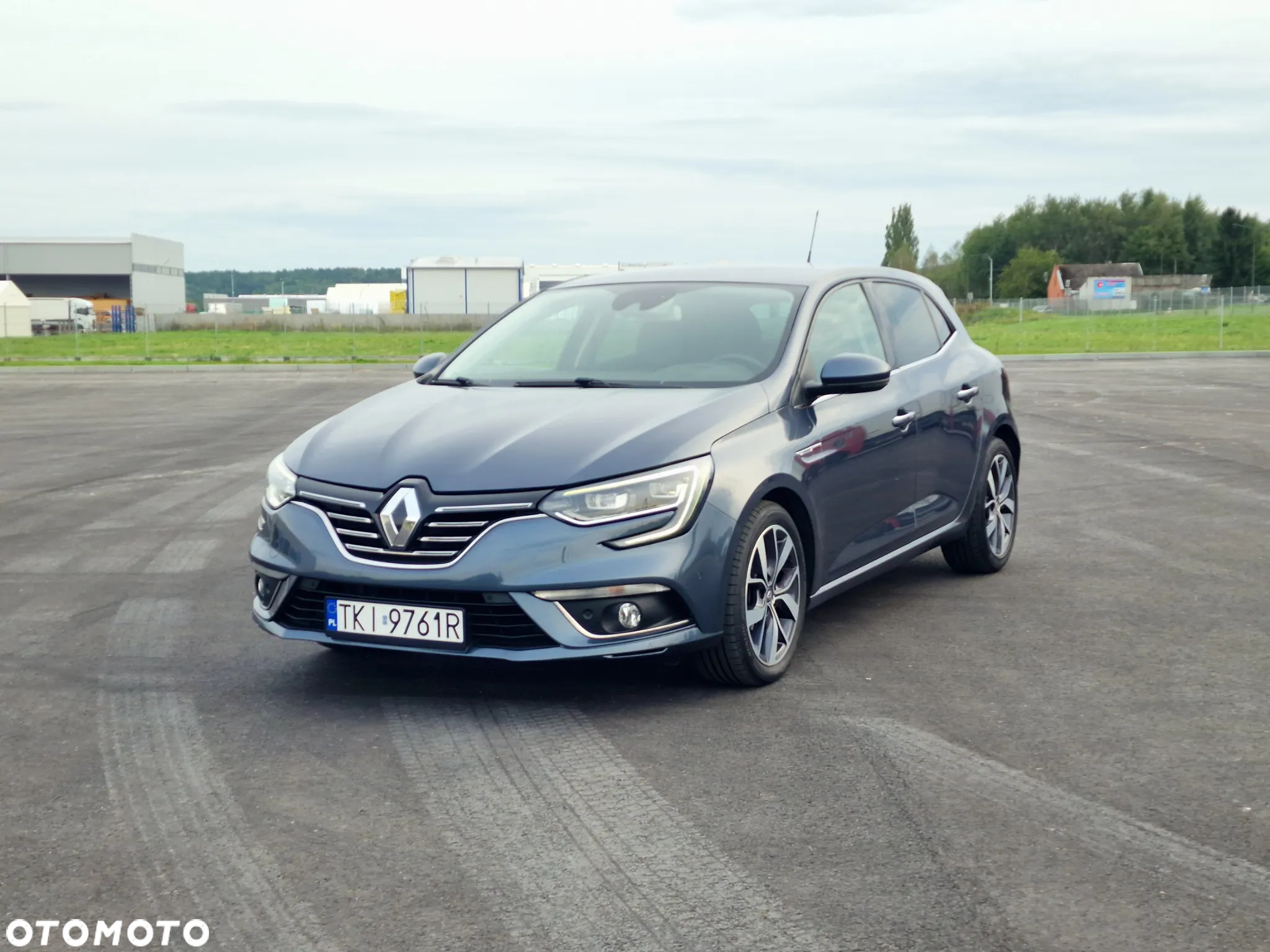 Renault Megane ENERGY TCe 130 Start & Stop Bose Edition - 3